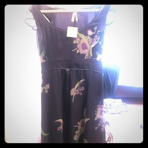 NWT Great dress for date night or a summer event.